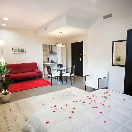 Mosaico شقة فندقية 4*