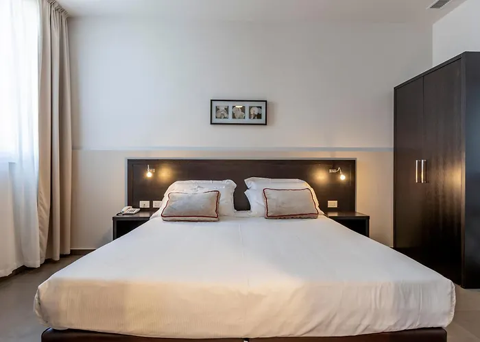 Mosaico 아파트호텔 체세나